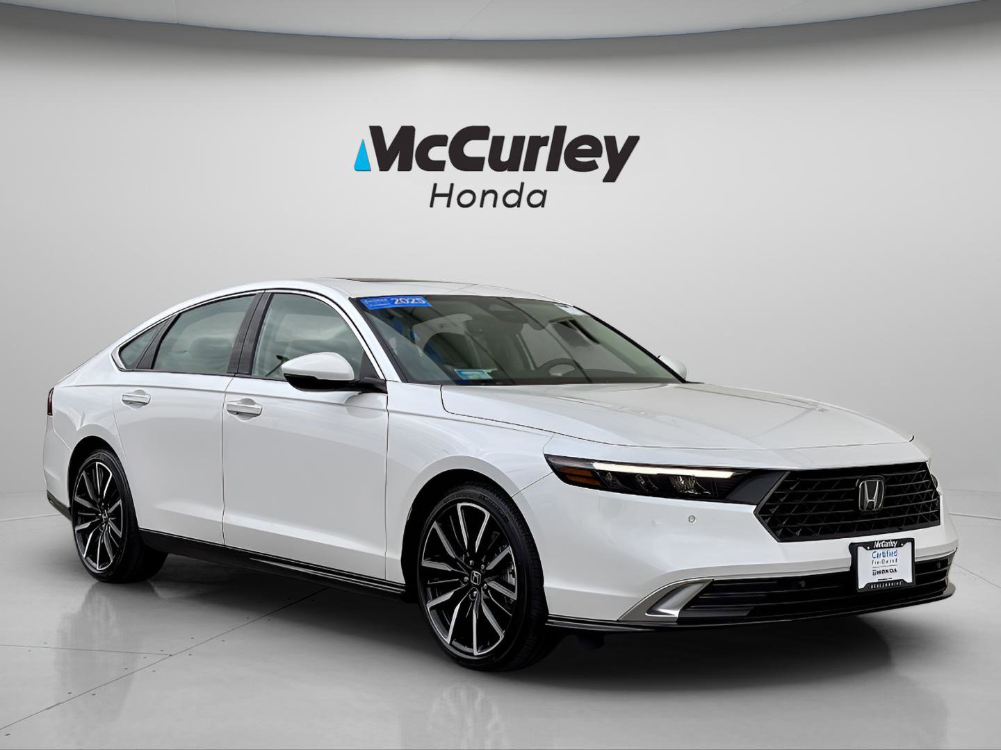 Certified 2025 Honda Accord Touring image 1