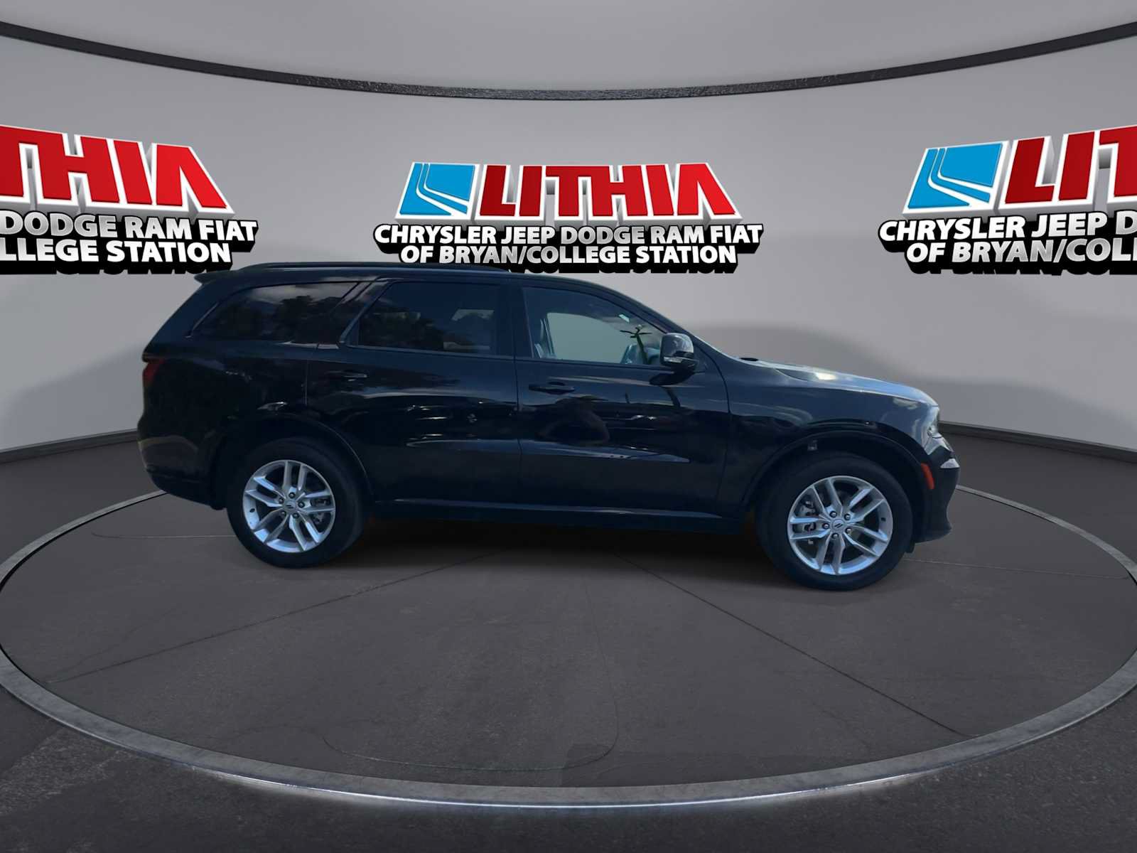 Used 2025 Dodge Durango GT AWD/4WD image 9