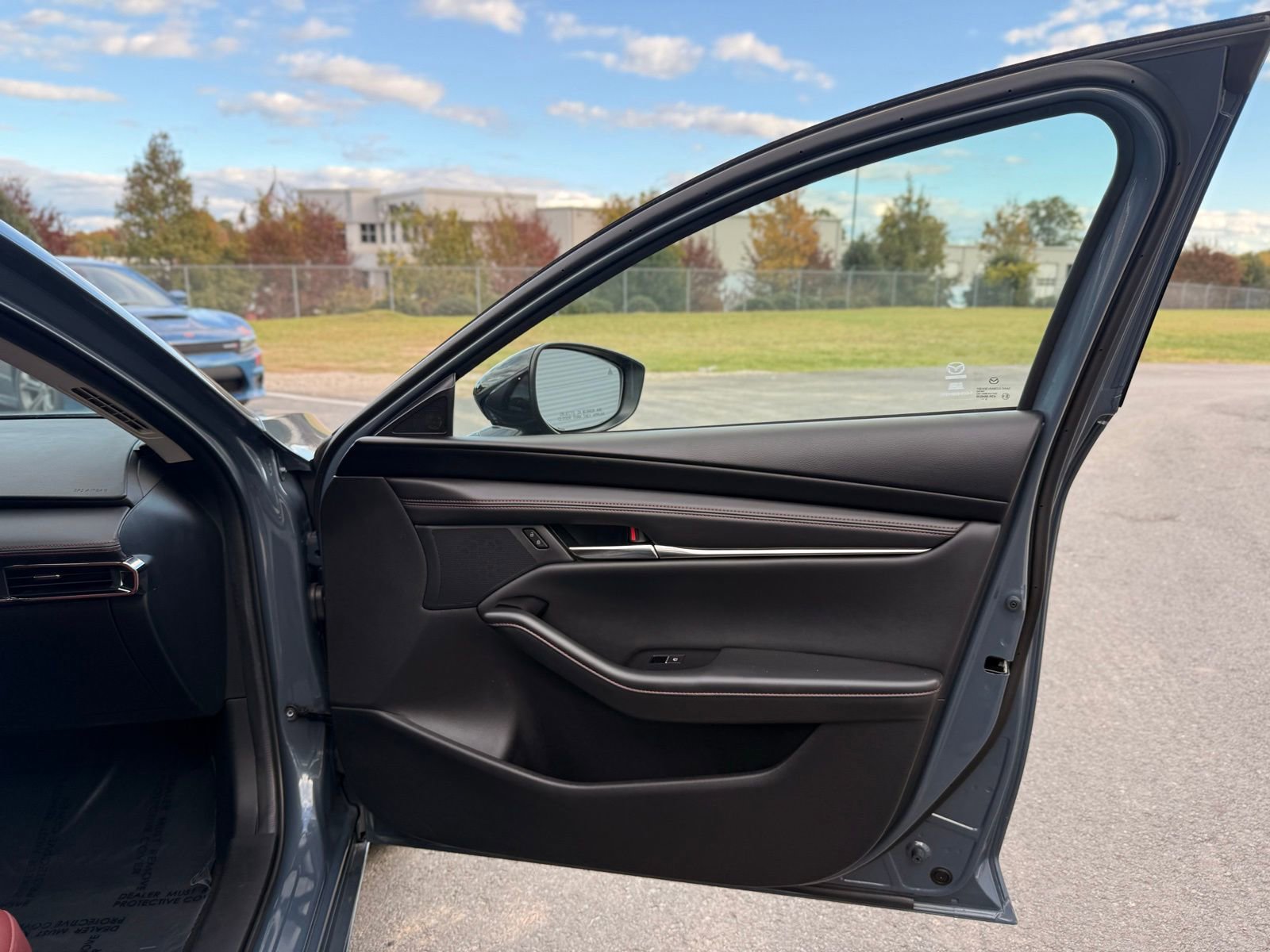 Used 2024 MAZDA MAZDA3 s image 20