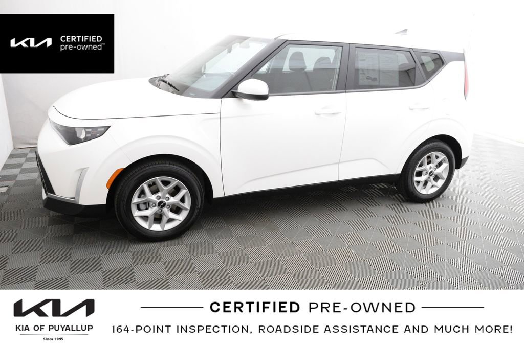 Certified 2025 Kia Soul LX w/ LX Technology Package FWD image 9