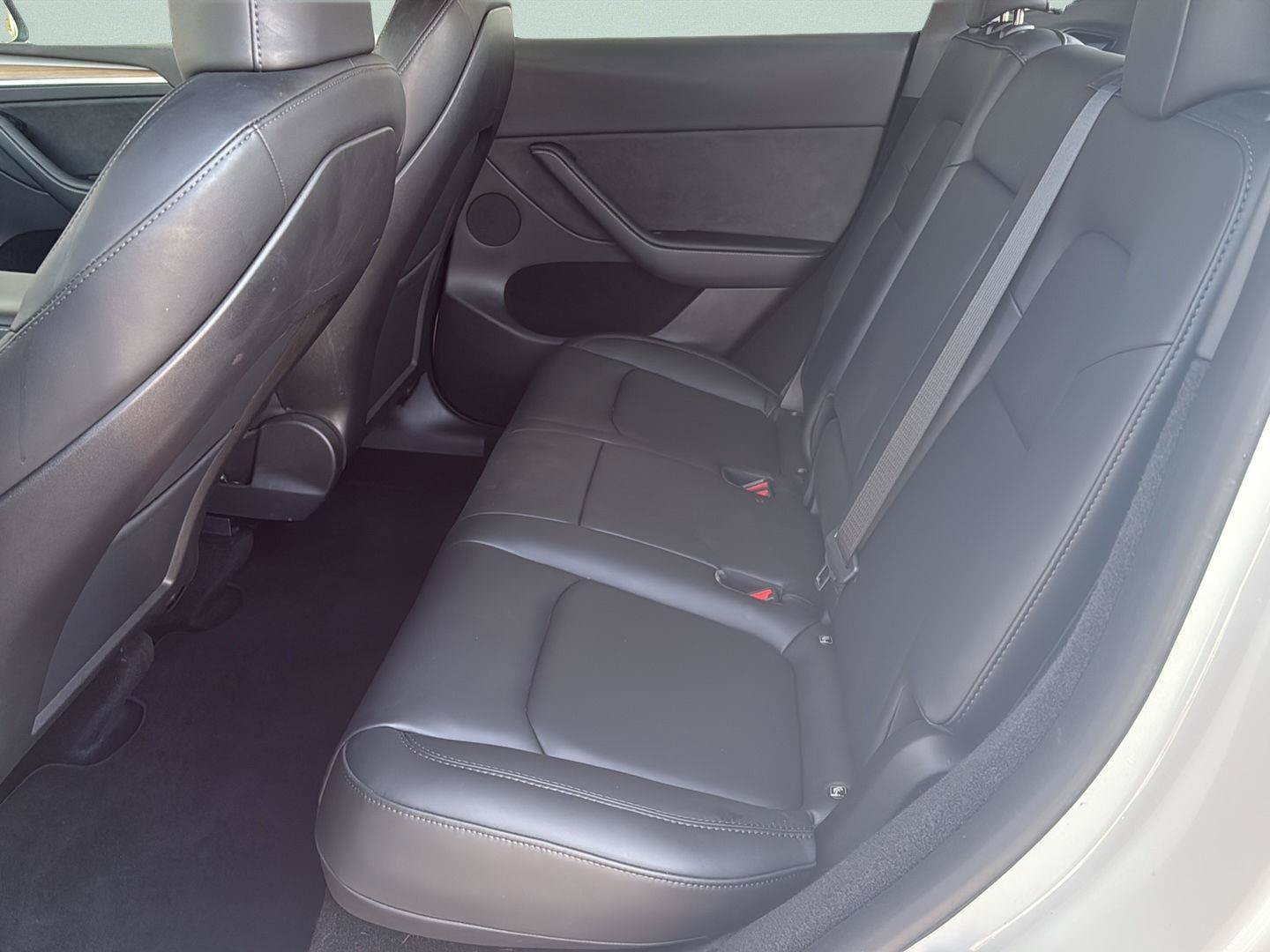 Used 2023 Tesla Model Y Long Range AWD/4WD image 25