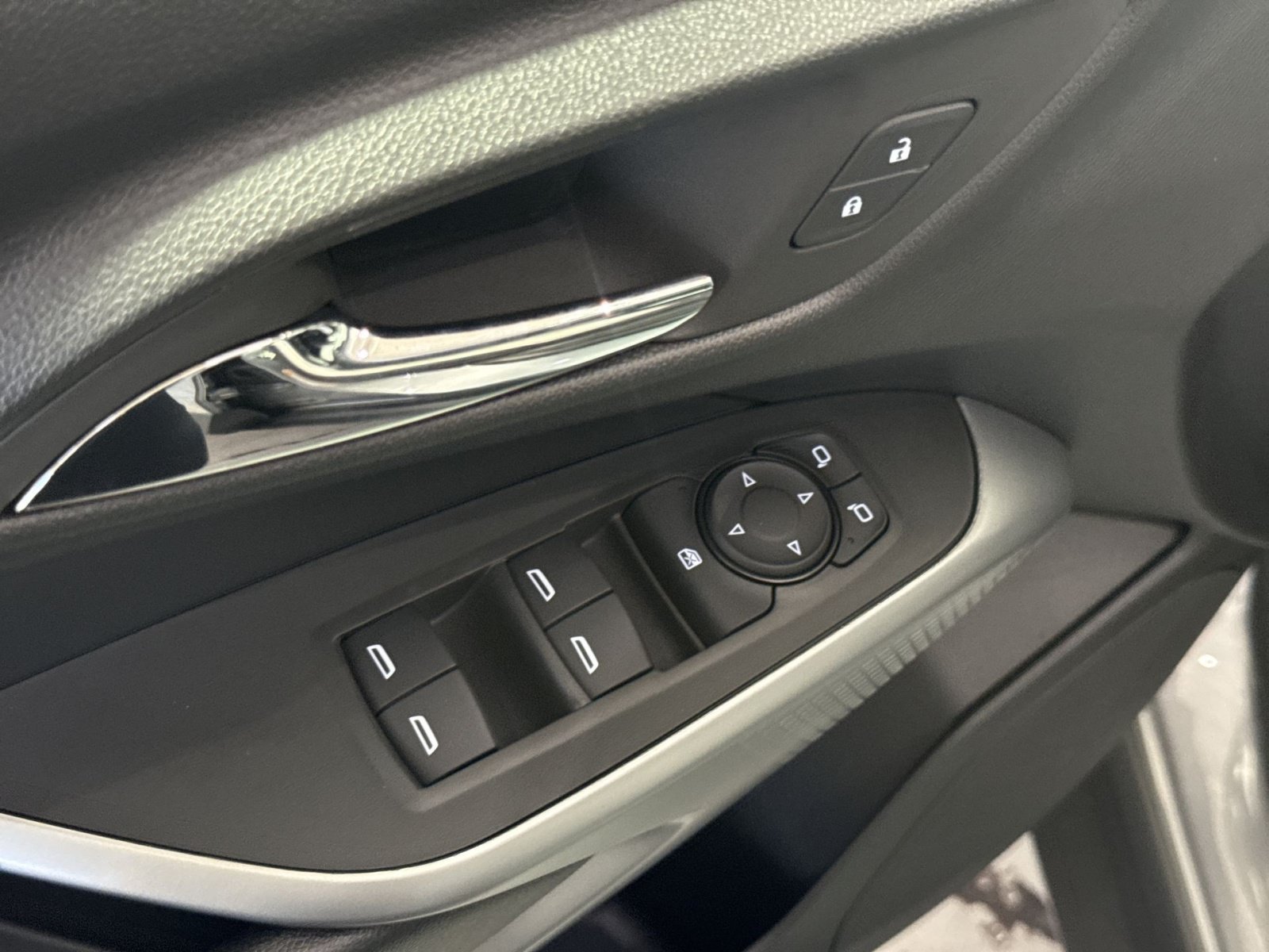 New 2026 Chevrolet Trax LS FWD image 16