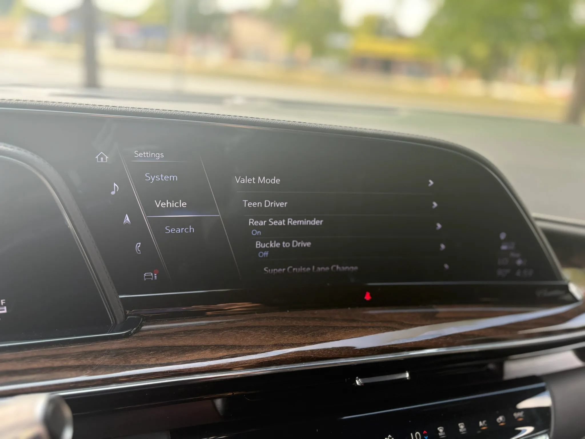 Used 2022 Cadillac Escalade Sport Platinum AWD/4WD image 28