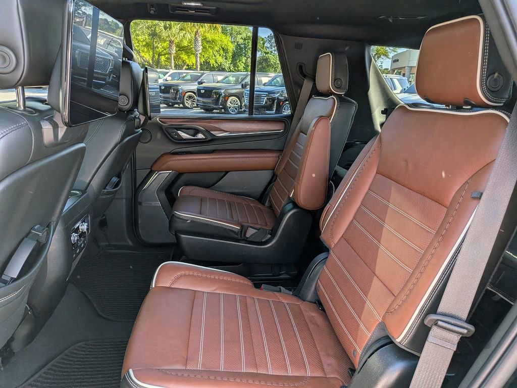 Used 2023 GMC Yukon Denali Ultimate image 14