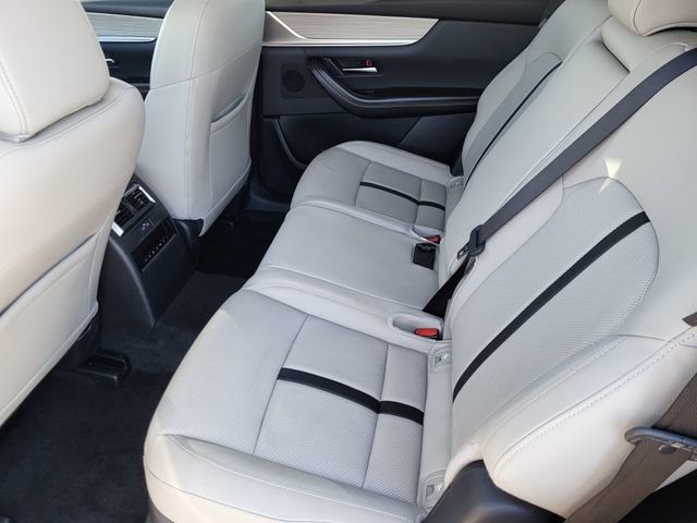 Certified 2025 MAZDA CX-70 3.3 Turbo w/ Premium Package image 18