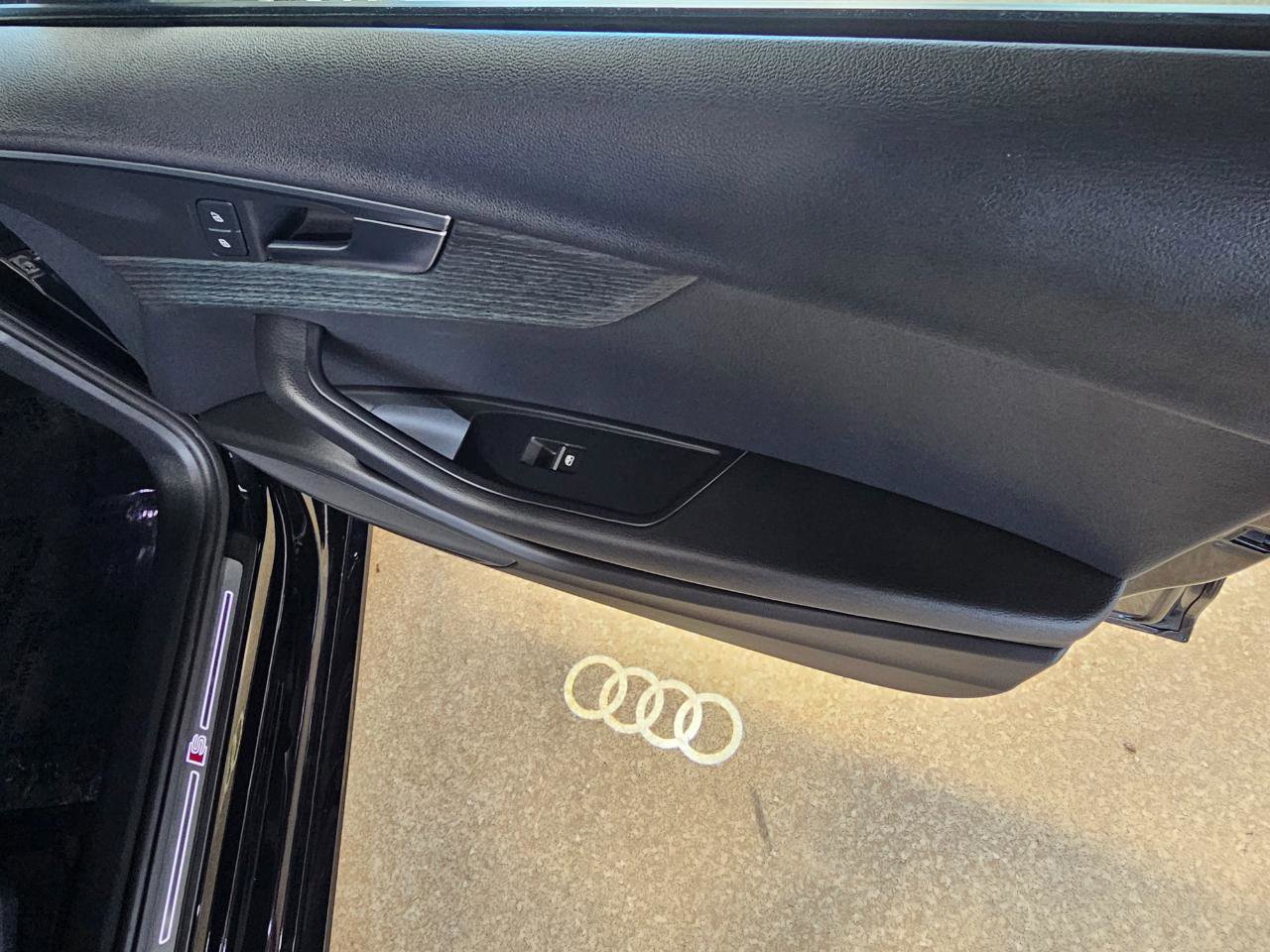 Used 2018 Audi A4 2.0T Ultra Premium w/ Convenience Package image 10