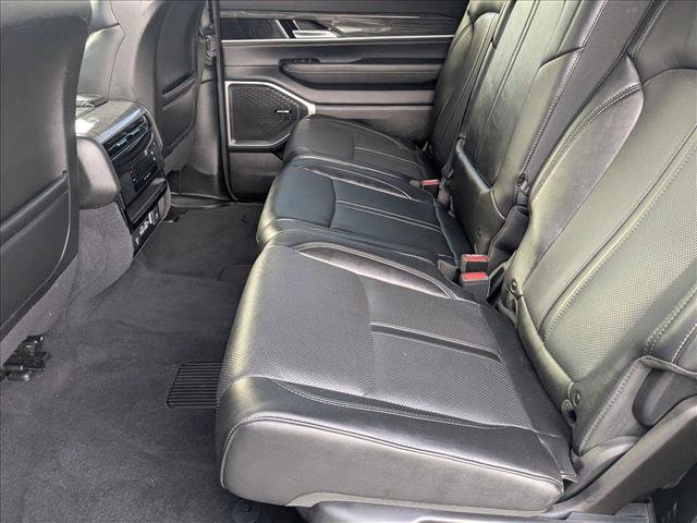 Used 2022 Jeep Wagoneer Series II image 15