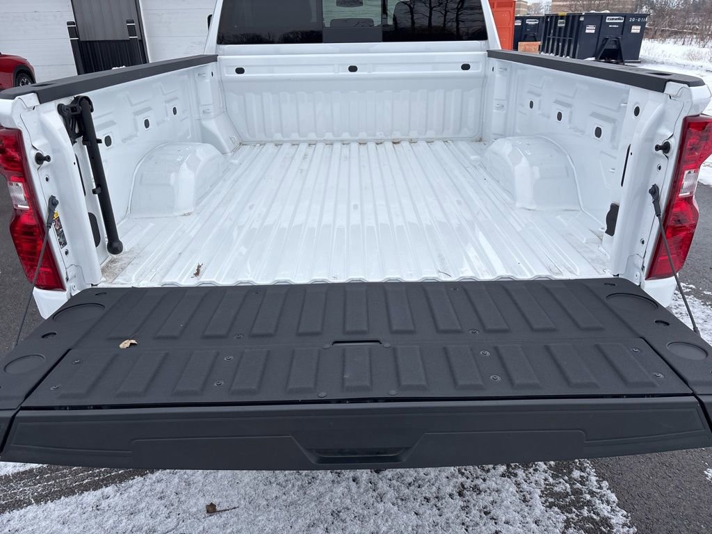 Certified 2025 Chevrolet Silverado 2500 LT w/ Convenience Package image 11