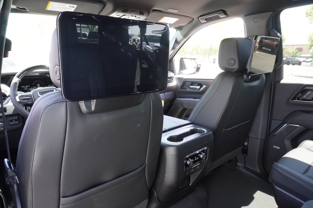 New 2026 GMC Yukon XL Denali w/ Advanced Technology Package AWD/4WD image 11