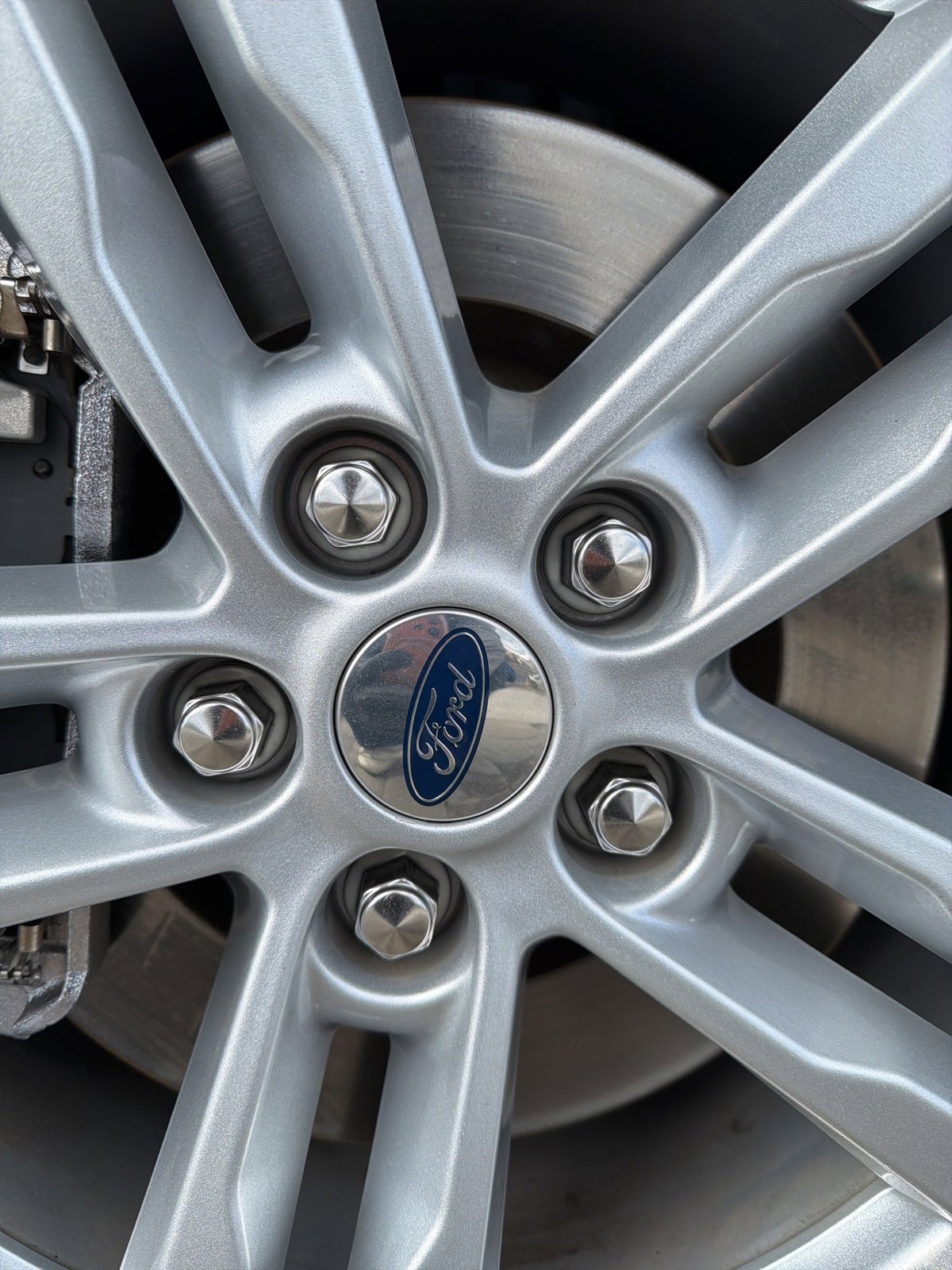 Used 2020 Ford Explorer XLT w/ Equipment Group 202A image 8