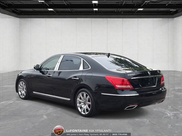Used 2011 Hyundai Equus Signature RWD image 3