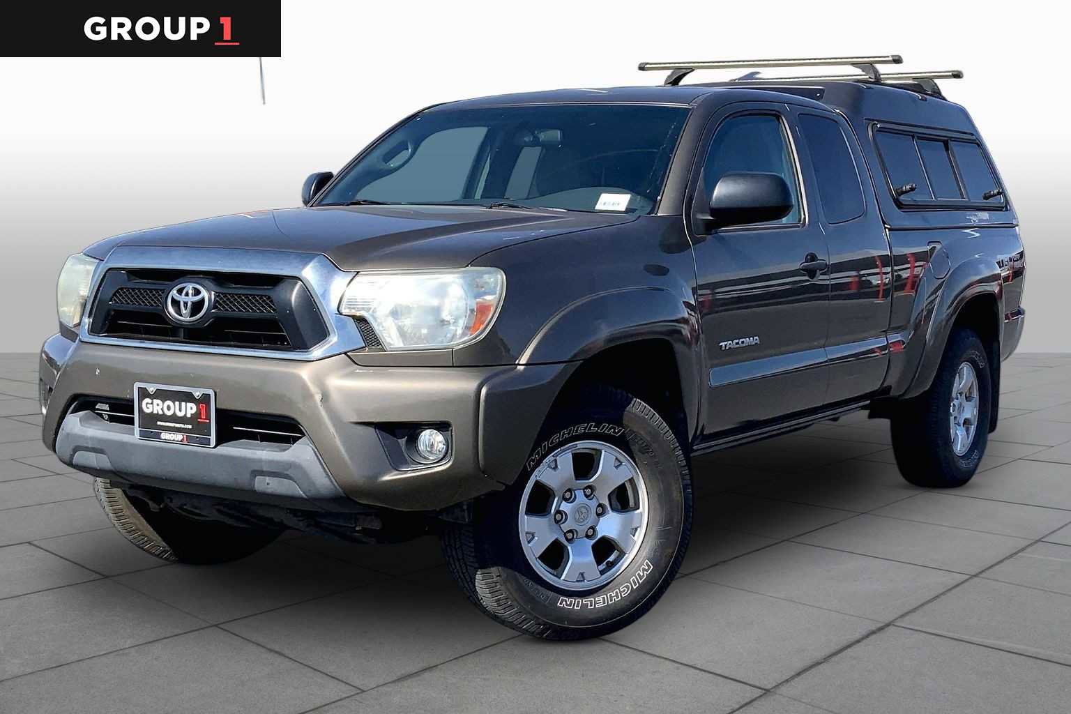 Used 2015 Toyota Tacoma 4x4 Access Cab V6 w/ TRD Off-Road Package image 1