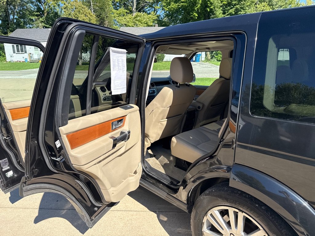 Used 2010 Land Rover LR4 HSE AWD/4WD image 12