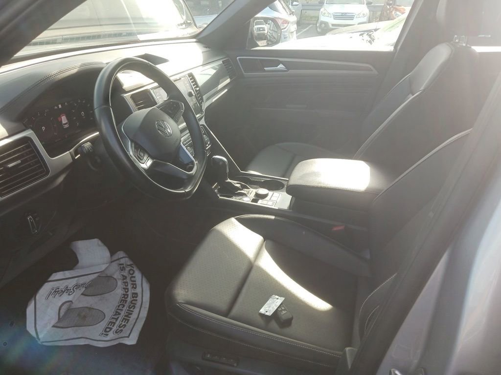 Used 2020 Volkswagen Atlas Cross Sport SEL AWD/4WD image 5