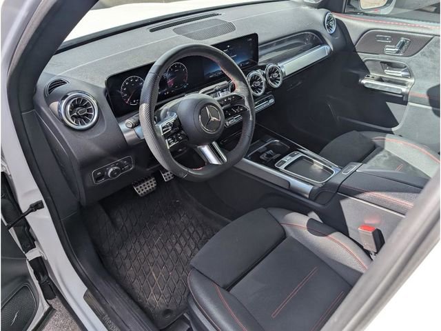 Used 2024 Mercedes-Benz GLB 250 4MATIC image 14