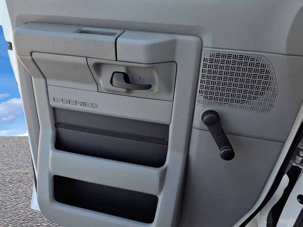 Used 2025 Ford E-450 and Econoline 450 Super Duty w/ Shuttle Bus Prep Package image 13