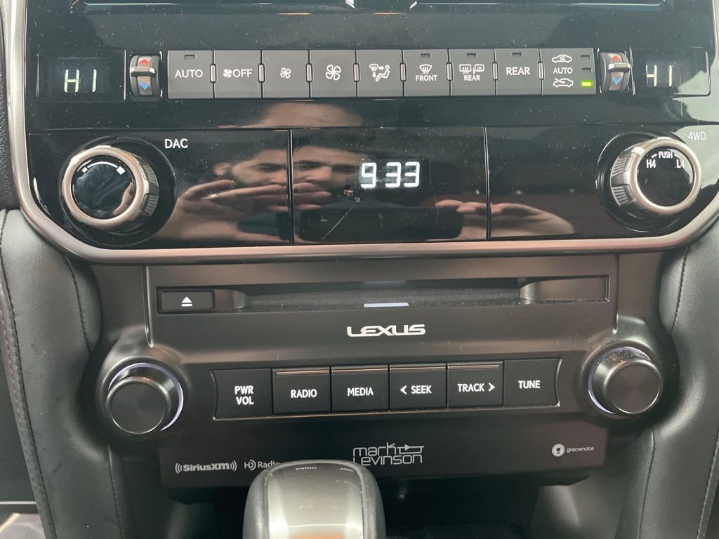 Used 2023 Lexus GX 460 Premium w/ Premium Plus Package image 19