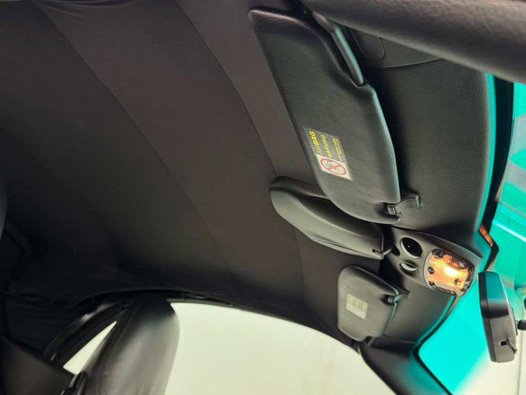 Used 2002 Porsche 911 Cabriolet image 33