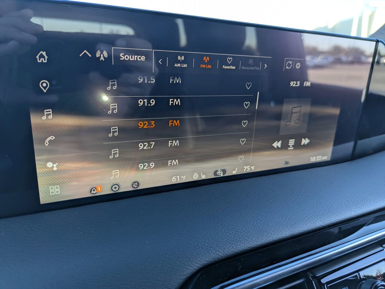 New 2026 Nissan Armada SL w/ Captain's Chari Seat Package image 17