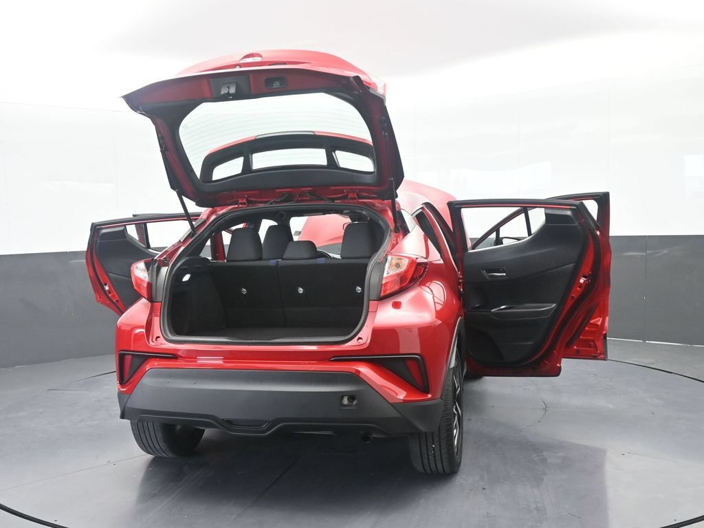 Used 2021 Toyota C-HR XLE FWD image 74