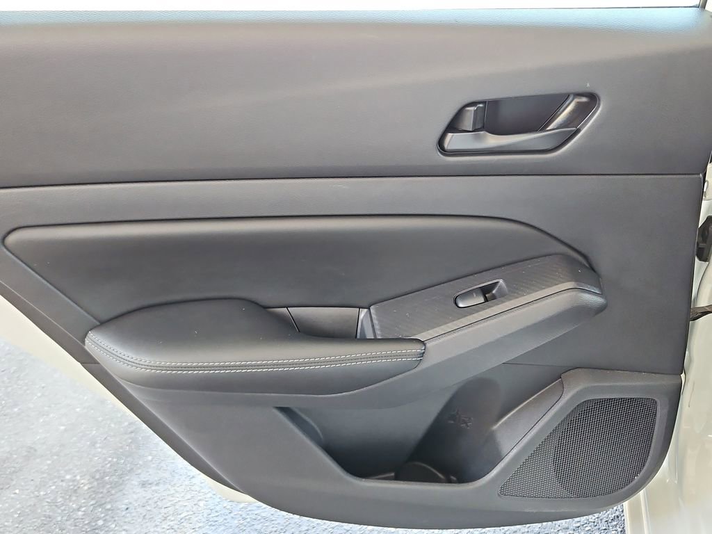 Used 2025 Nissan Altima 2.5 SV w/ SV Premium Package FWD image 30