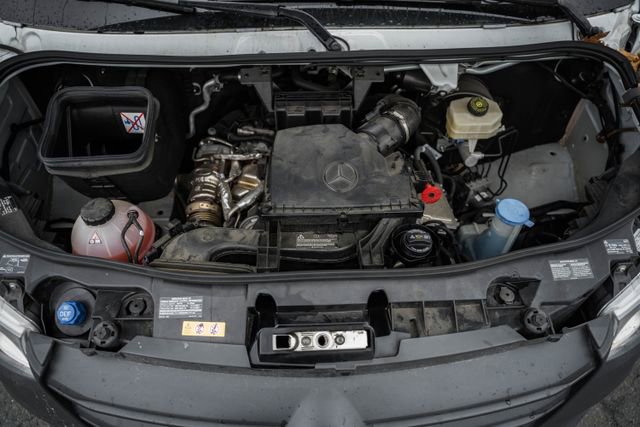 Used 2024 Mercedes-Benz Sprinter 2500 image 18