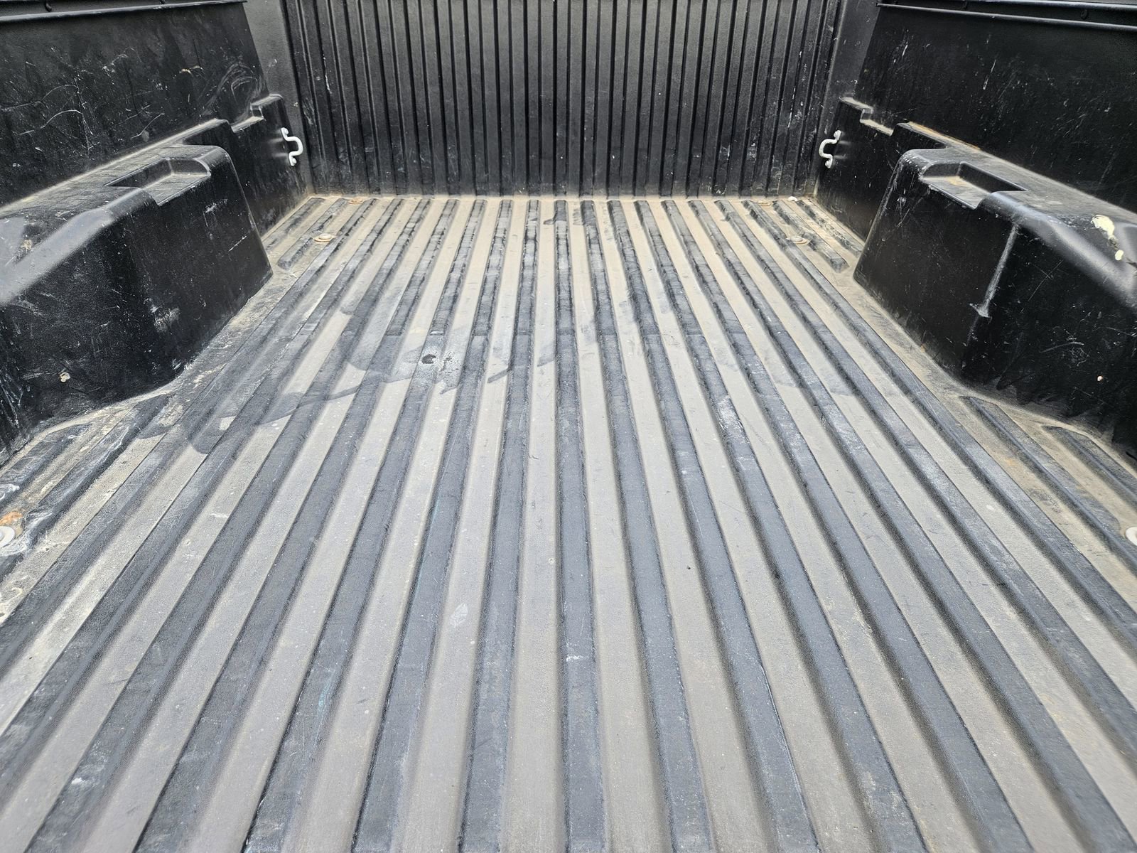 Used 2024 Toyota Tacoma SR RWD image 31