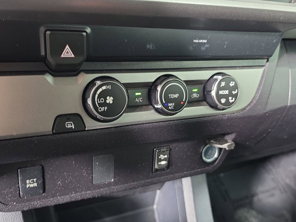 Used 2019 Toyota Tacoma SR5 RWD image 20