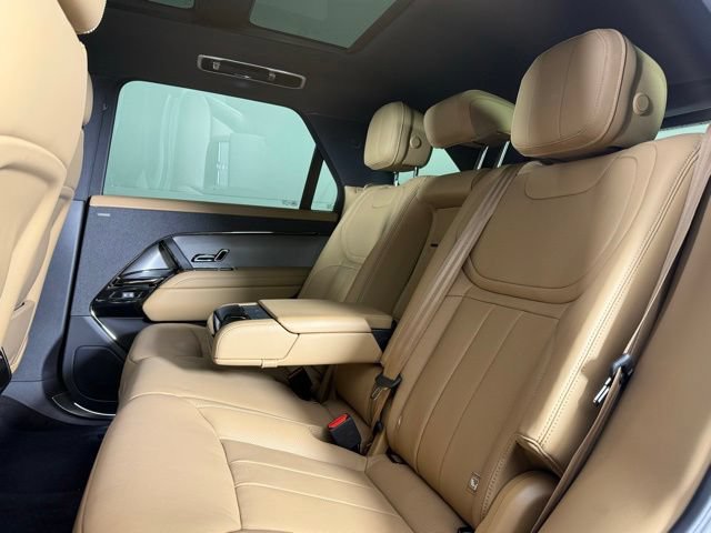 Used 2025 Land Rover Range Rover Sport SE AWD/4WD image 24