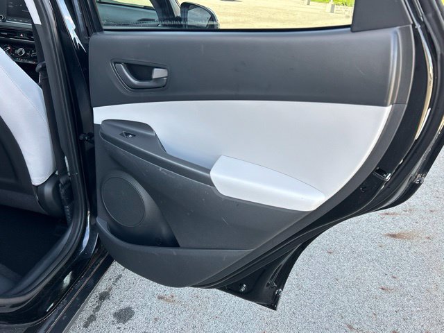 Used 2022 Hyundai Kona SEL AWD/4WD image 30