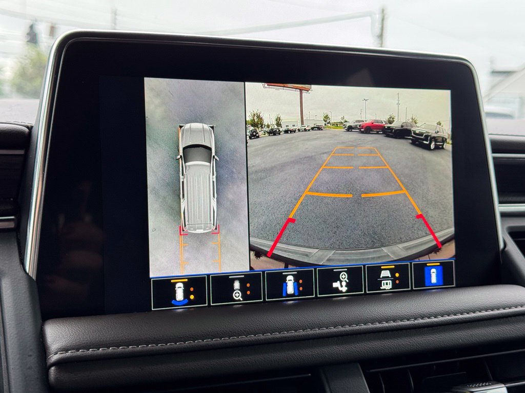 Used 2022 GMC Yukon SLT w/ SLT Luxury Package RWD image 35