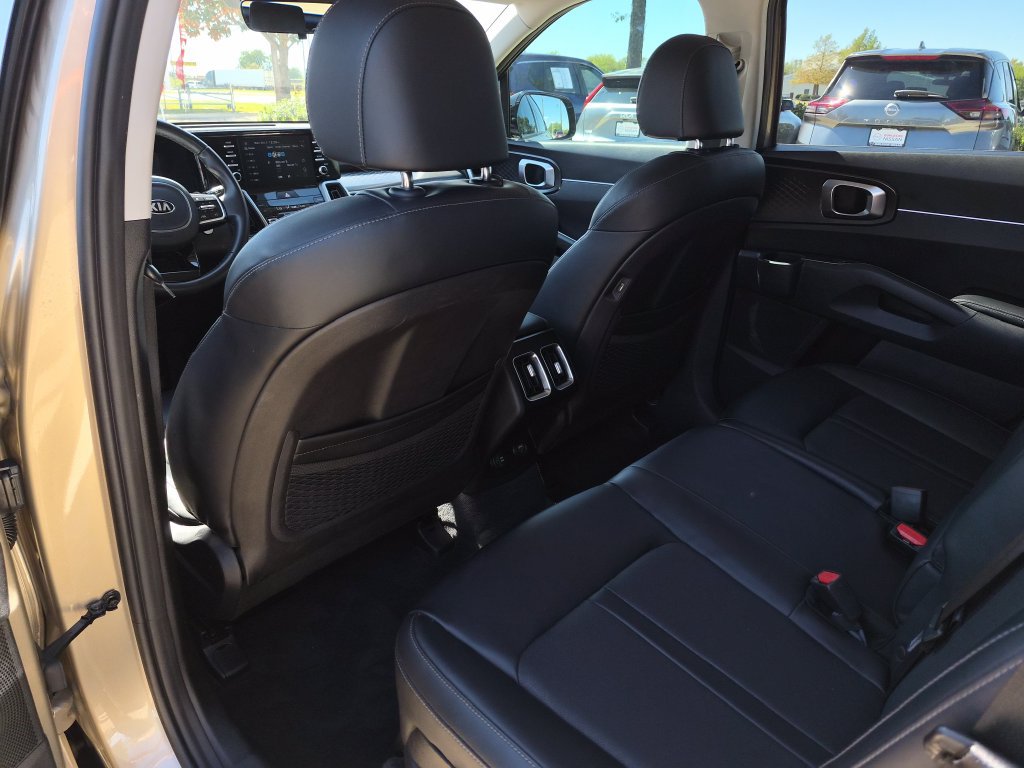 Used 2021 Kia Sorento S AWD/4WD image 10