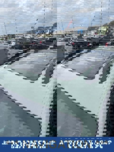 Used 2025 Chevrolet Equinox ACTIV w/ Safety and Technology Package image 7