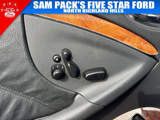 Used 2004 Mercedes-Benz CLK 320 Coupe image 21