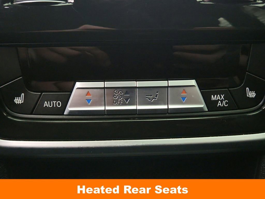 Used 2022 BMW X7 xDrive40i w/ Premium Package image 36