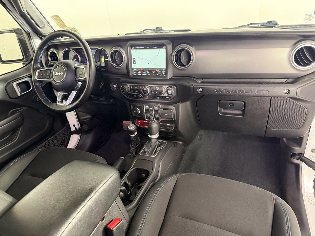 Used 2022 Jeep Wrangler Unlimited Rubicon 4xe w/ Cold Weather Group AWD/4WD image 16
