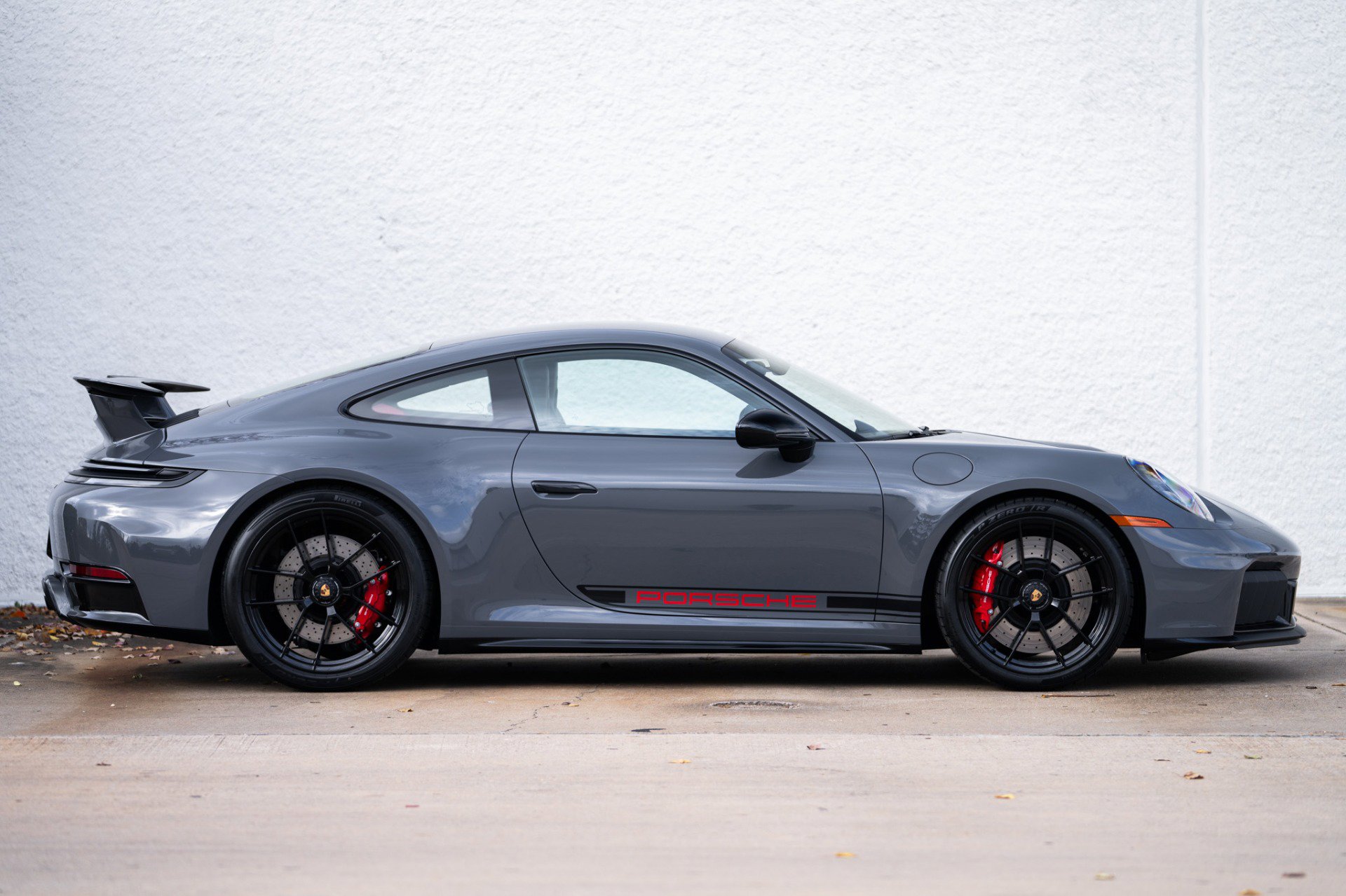 Used 2025 Porsche 911 Carrera 4 GTS image 6