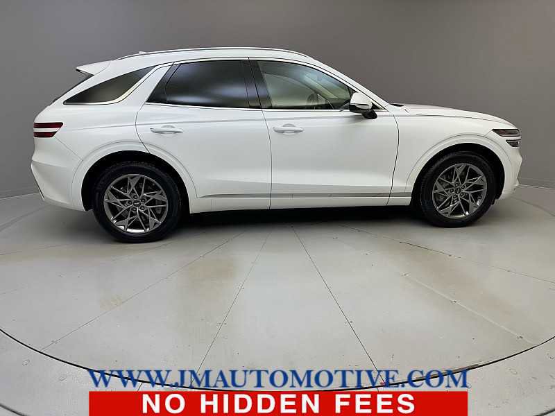 Used 2024 Genesis GV70 2.5T w/ Select Package image 6