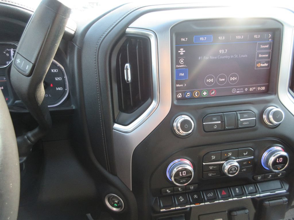 Certified 2021 GMC Sierra 1500 SLT w/ SLT Premium Package AWD/4WD image 30