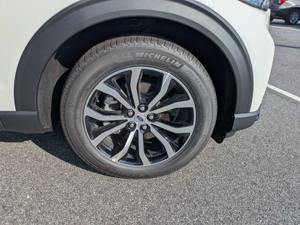 New 2026 Ford Explorer ST-Line RWD image 11