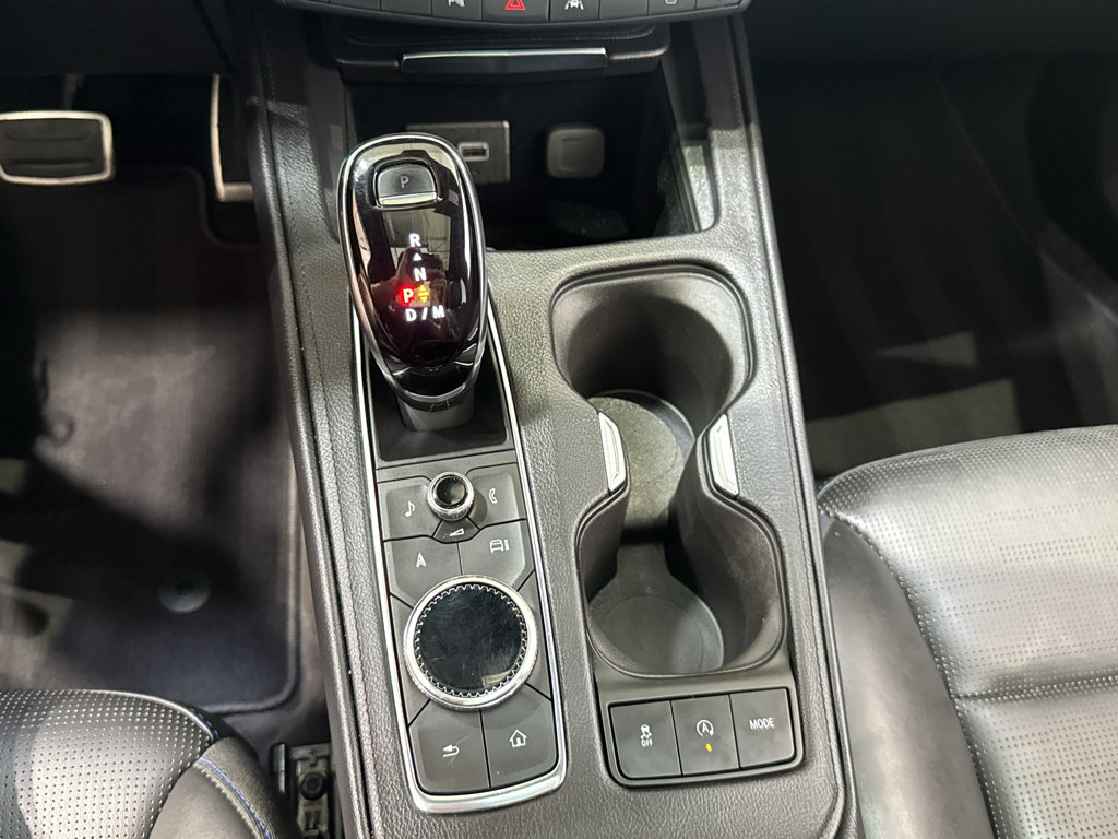 Used 2024 Cadillac XT4 Sport AWD/4WD image 31