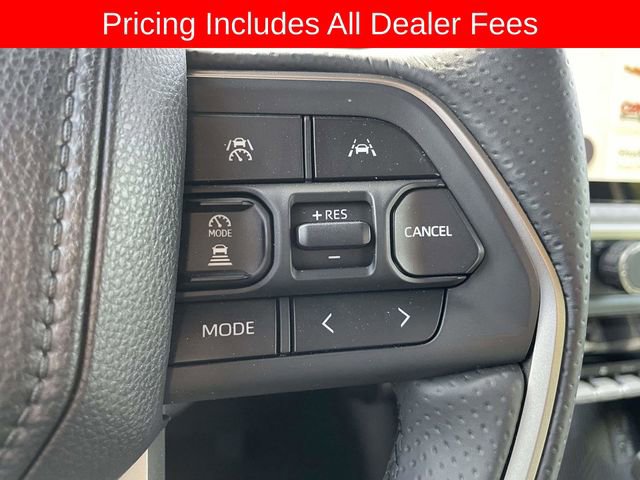Used 2025 Toyota 4Runner Trailhunter AWD/4WD image 30