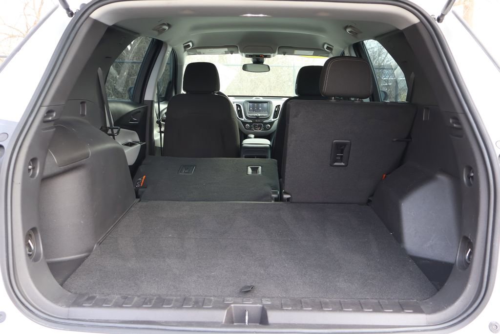 Certified 2024 Chevrolet Equinox LS w/ Driver Confidence II Package image 49