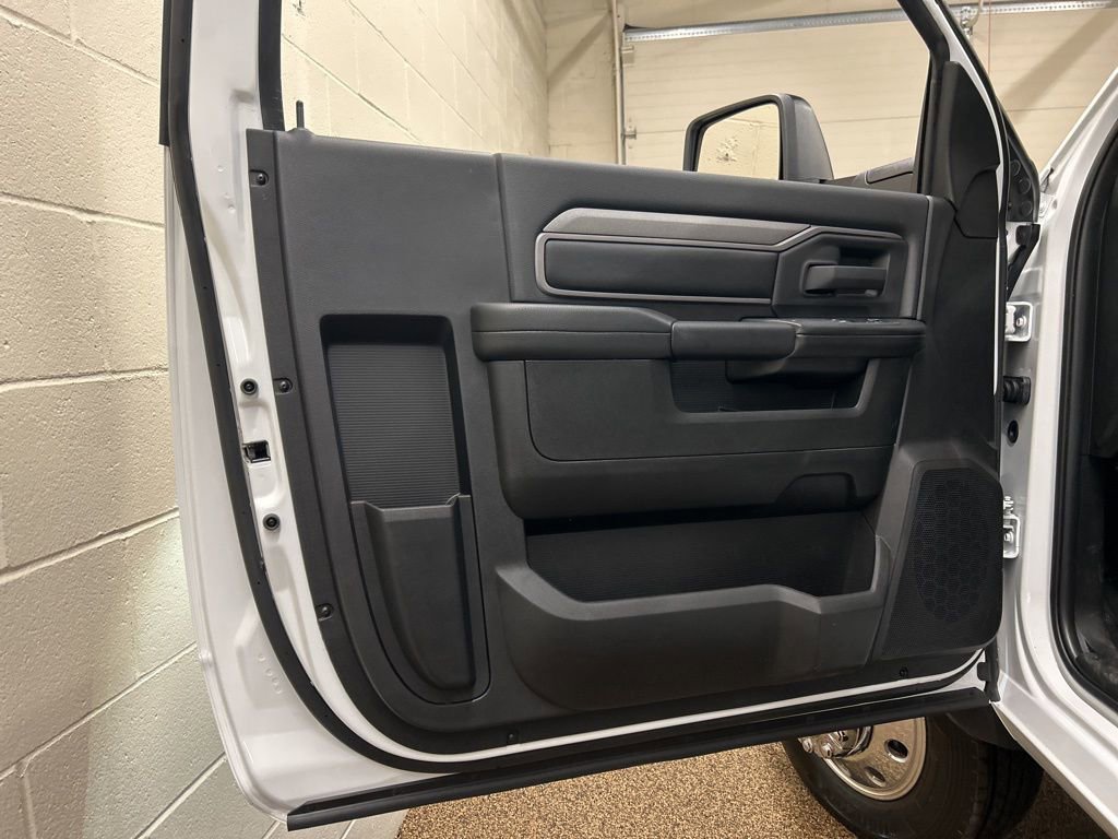 New 2026 RAM 5500 Tradesman image 9