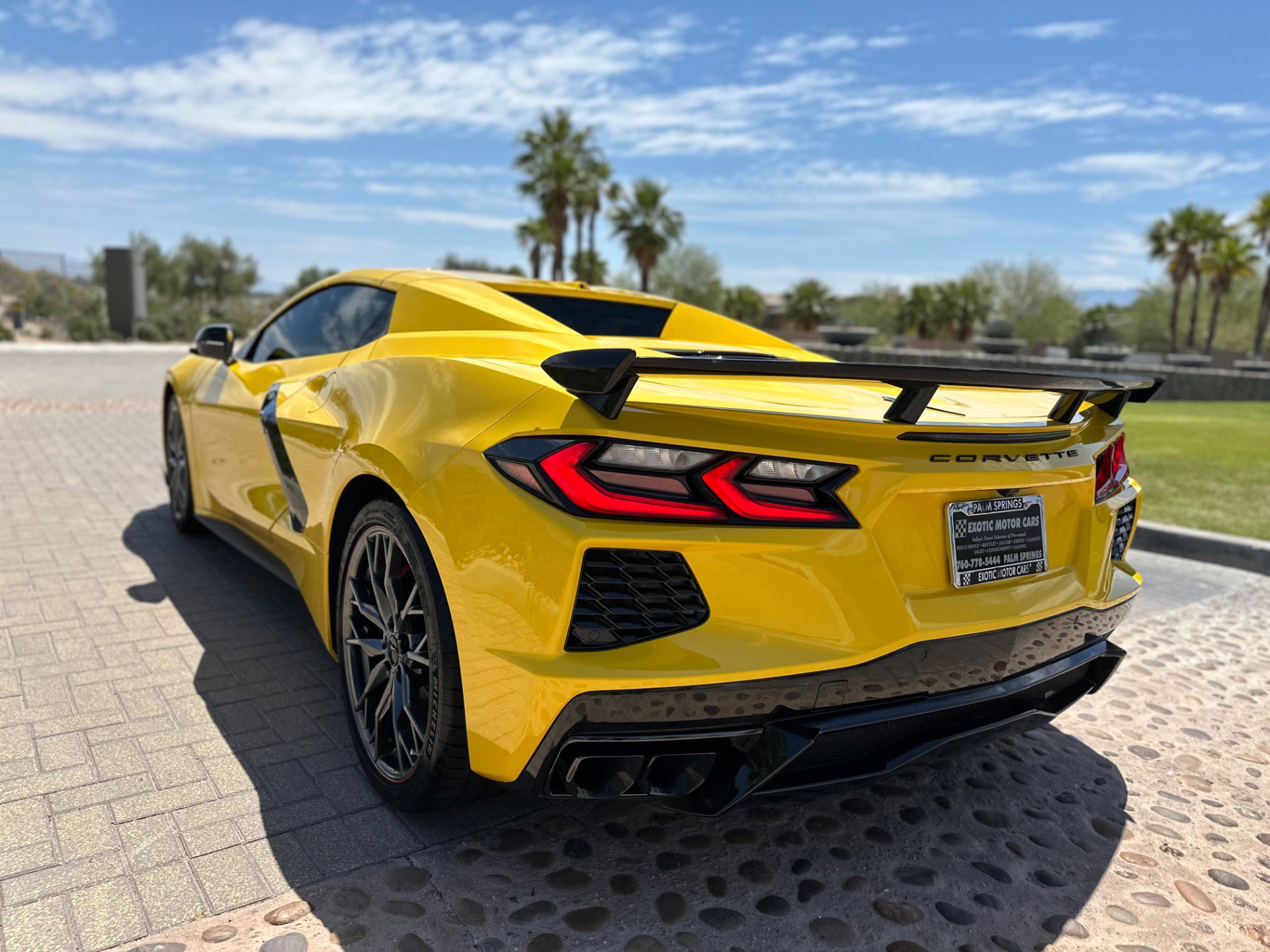 Used 2026 Chevrolet Corvette Stingray Premium Conv w/ Z51 Performance Package RWD image 25