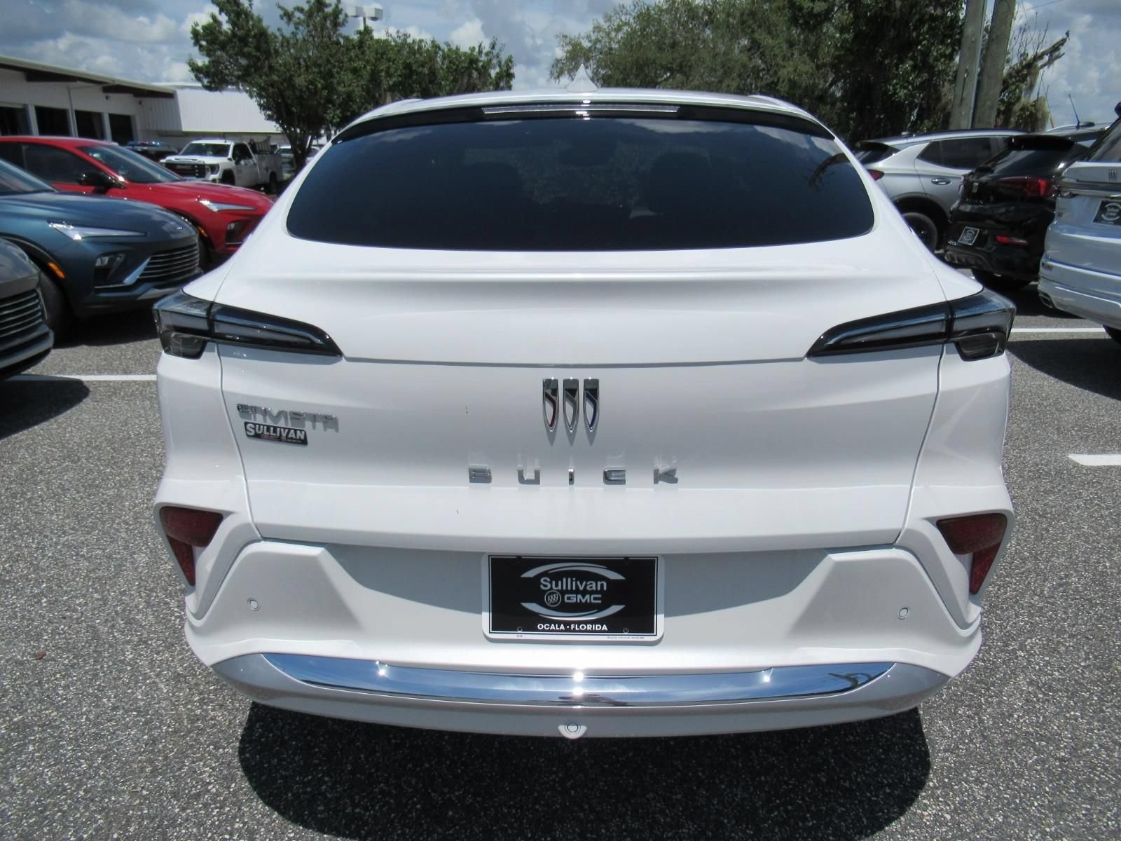 New 2026 Buick Envista Sport Touring FWD image 6