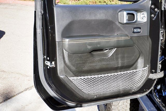 Certified 2024 Jeep Wrangler Unlimited Rubicon 392 image 32