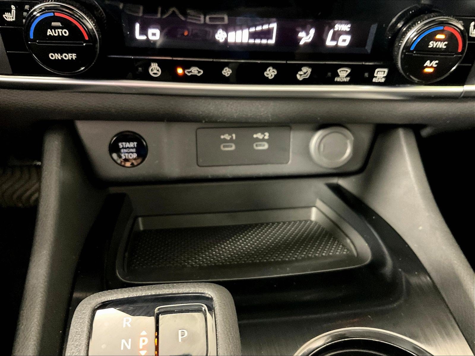 Used 2025 Nissan Rogue SV w/ SV Premium Package FWD image 16