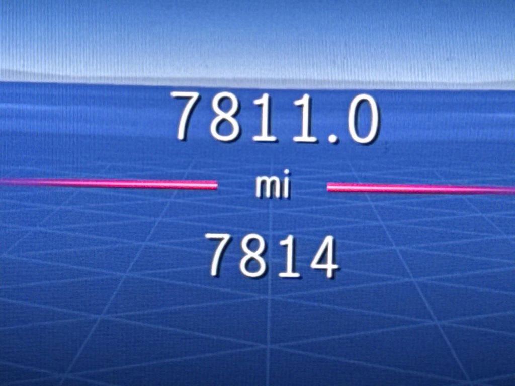 Used 2025 Mercedes-Benz GLB 250 image 26