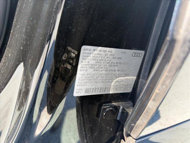 Certified 2025 Audi Q5 Premium w/ Convenience Package AWD/4WD image 17